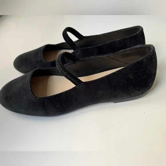 Like New Condition Everlane The Mary Jane in Black Velvet New Womens Flats Shoes - Picture 13 of 13